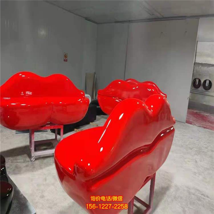 玻璃鋼座椅雕塑：精致、時尚、充滿藝術氣息