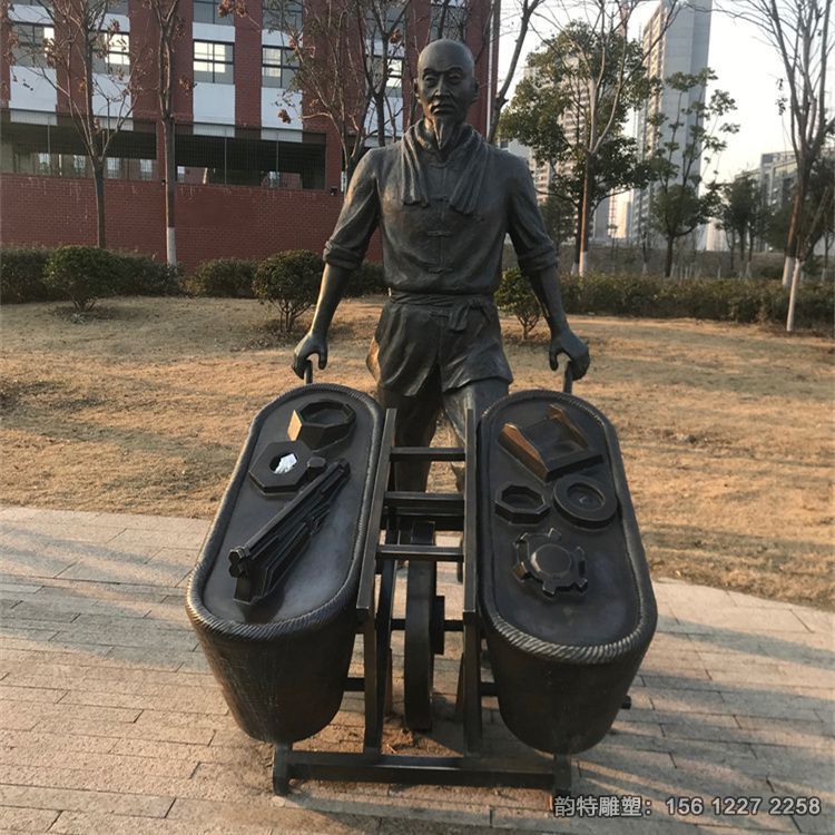 古代搬運(yùn)工人雕塑，玻璃鋼裝卸工雕塑案例